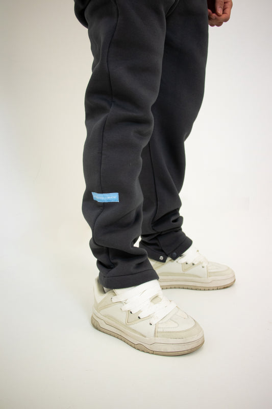 SIGNATURE JOGGER